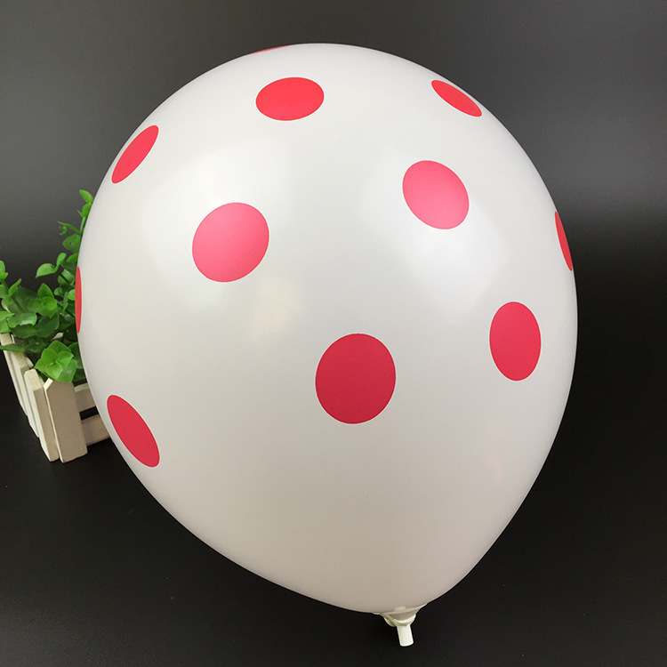 メーカー卸売りは12インチの波点風船を厚くして、五面の全花の点模様のパーティー活動に祝日の装飾を配置する|undefined
