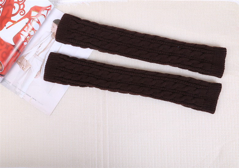 Yifan Autumn and Winter Outdoor Travel Warm Cold-proof Solid Color Twist Long Half-finger Elastic Sleeve Knitted Arm Cover for Women_voghion.com