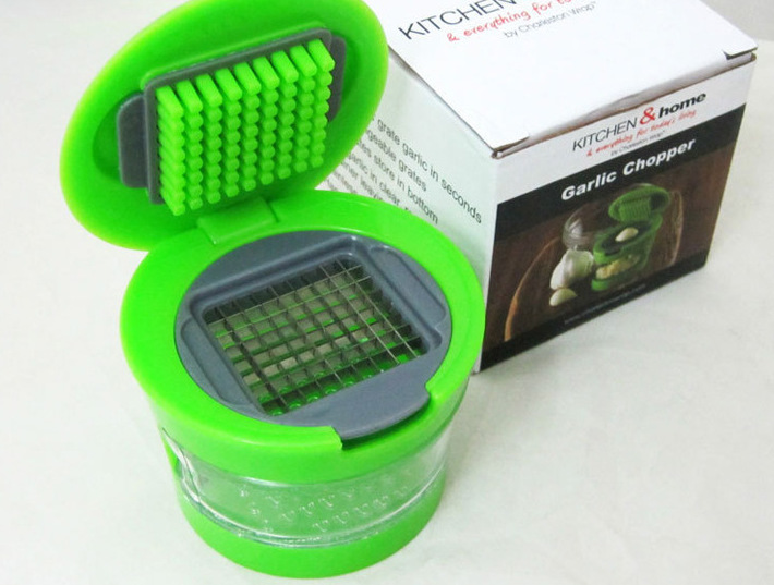 Vegetable cutter garlic cutter garlic cutter kitchen gadget garlic press one-piece delivery