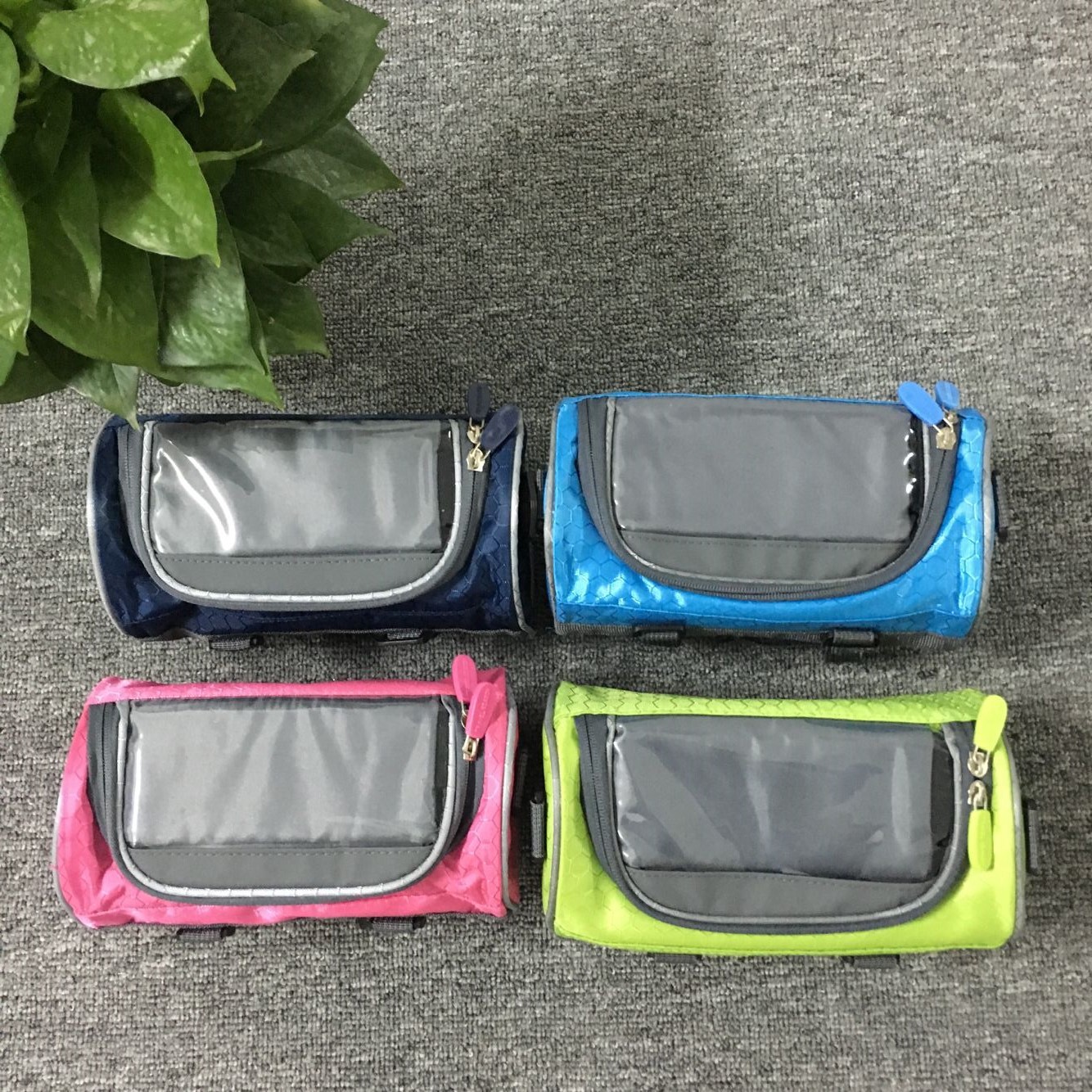 Cross-border new bicycle bag handlebar bag front bag mountain bike accessories cycling bag touch screen mobile phone bag