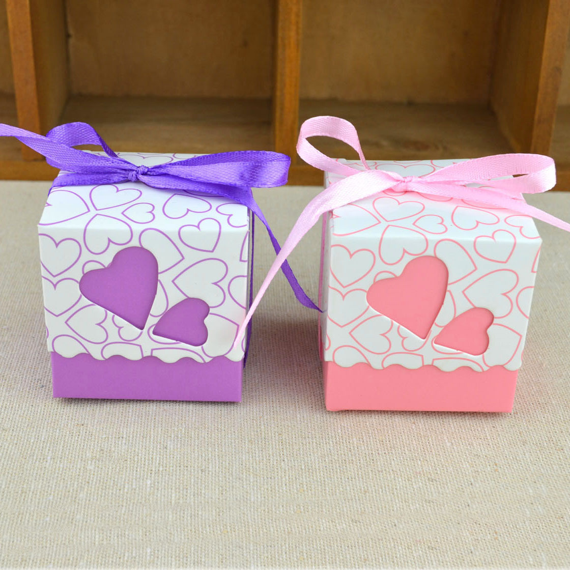 Korean-style hollow double love candy box wholesale wedding gift candy box candy box baby birthday gift box