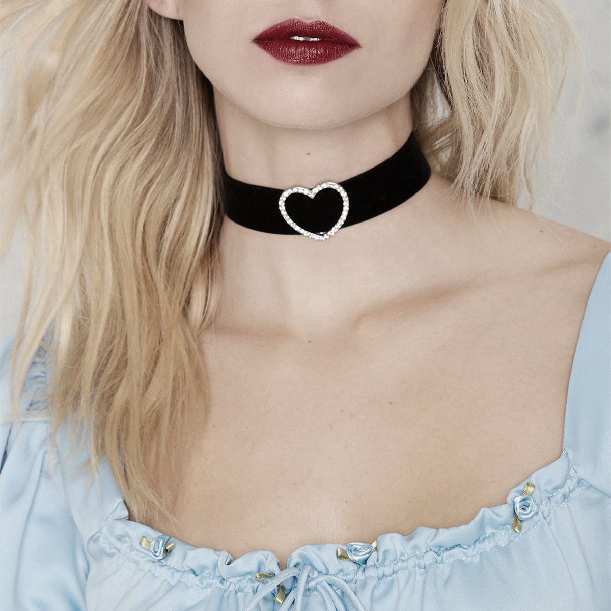 BA147 Fashion Necklace European and American New Foreign Trade Exaggerated Diamond-studded Peach Heart Fleece Simple Neck Chain Collar