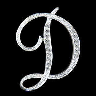 European and American simple 26 English letters diamond brooch female geometric fashion temperament brooch sweater coat pin accessories