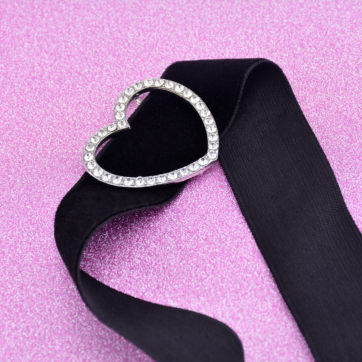 BA147 Fashion Necklace European and American New Foreign Trade Exaggerated Diamond-studded Peach Heart Fleece Simple Neck Chain Collar