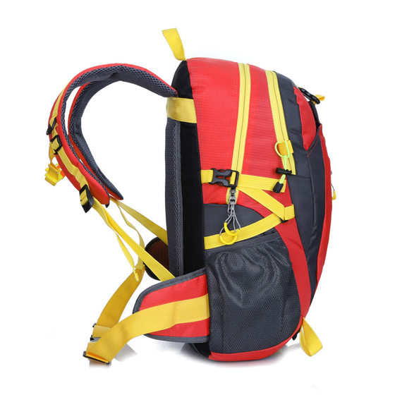 [Town Factory Treasure] New Outdoor Mountaineering Bag Waterproof Nylon Travel Bag Couple Shoulder Leisure Sports Backpack