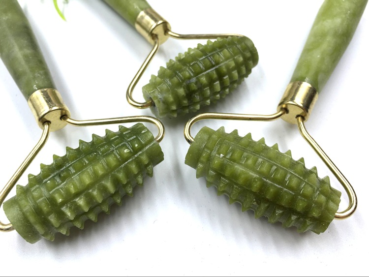 Jade Roller massager Roller massage facial facial beauty container natural Xiuyu massage beauty container