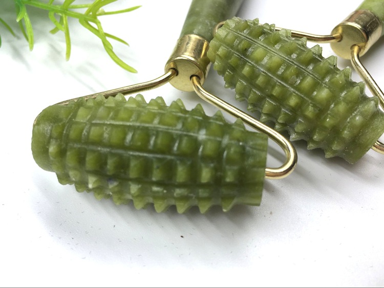 Jade Roller massager Roller massage facial facial beauty container natural Xiuyu massage beauty container