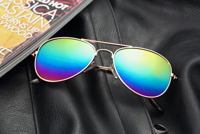 Children's sunglasses boys and children's goggles UV-proof female baby sunglasses colorful reflector manufacturers wholesale