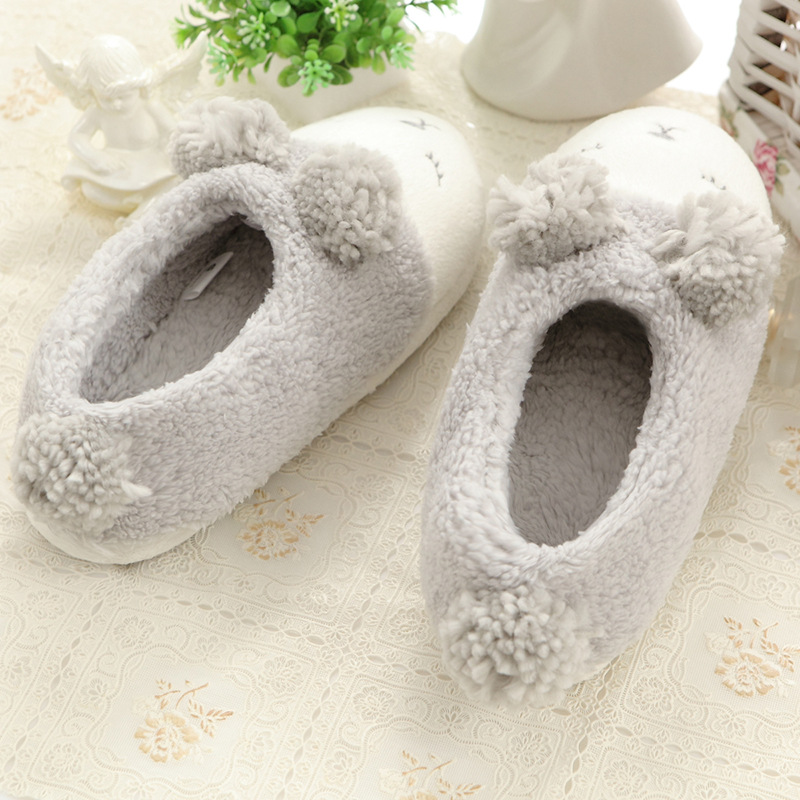 New Squinting Little Sheep Indoor Home Warm Shoes Silent Home Women's Slippers Floor Shoes Maternal Shoes