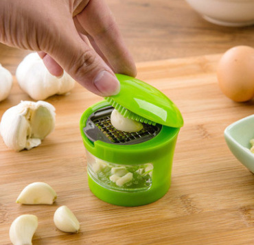 Vegetable cutter garlic cutter garlic cutter kitchen gadget garlic press one-piece delivery