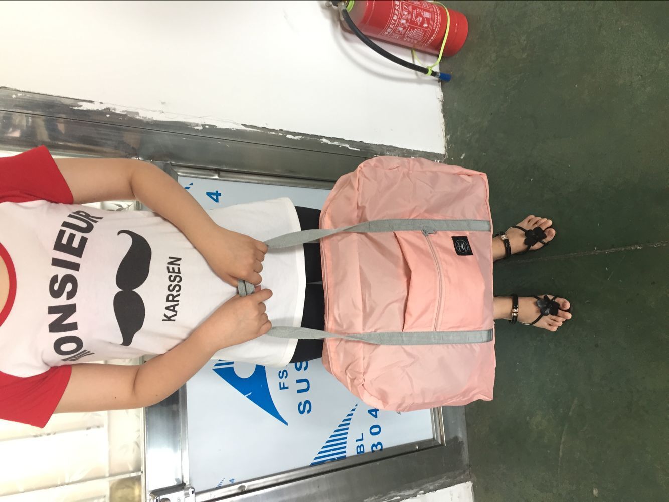 Korean style luggage travel storage bag casual portable shoulder foldable messenger bag home carrying bag