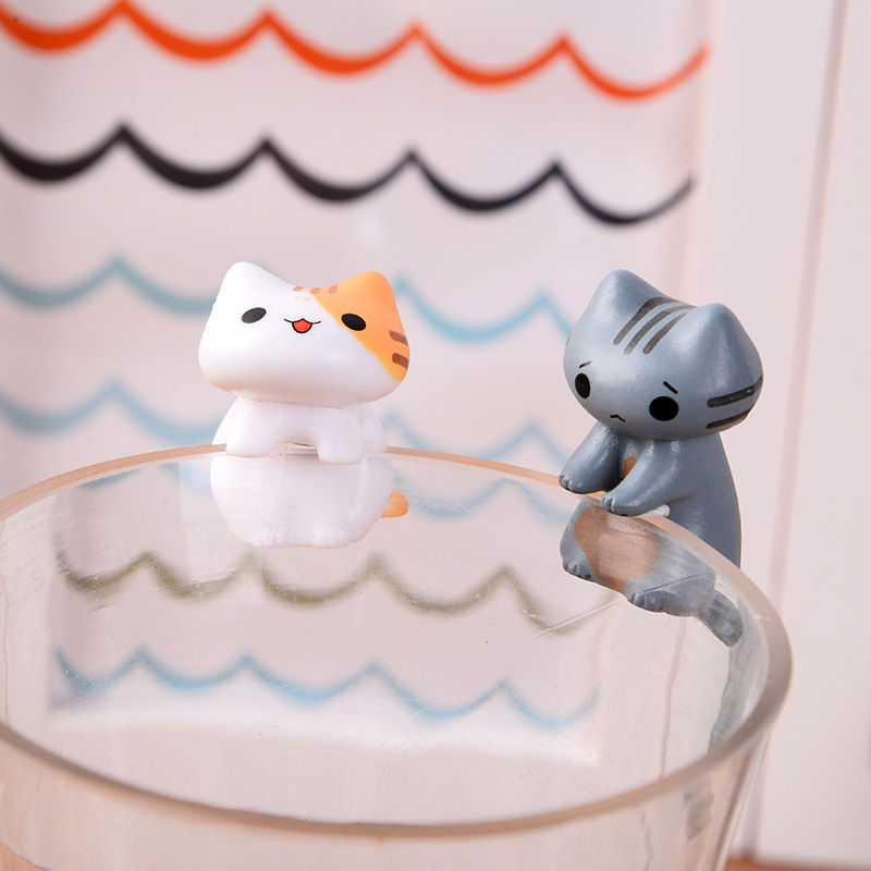 Cup edge hand-held doll prone cat can do Cup hanging ornaments cute cat 6 micro landscape decoration toys
