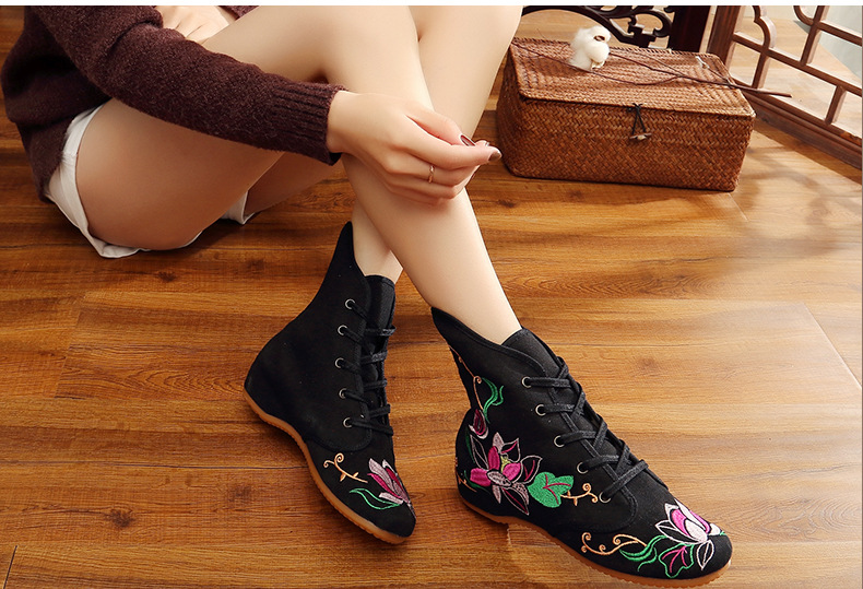 [Mandragora] Chinese Style Autumn and Winter New High Wedge Embroidered Cloth Boots Ethnic Style Oxford Bottom Women's Single Boots_voghion.com