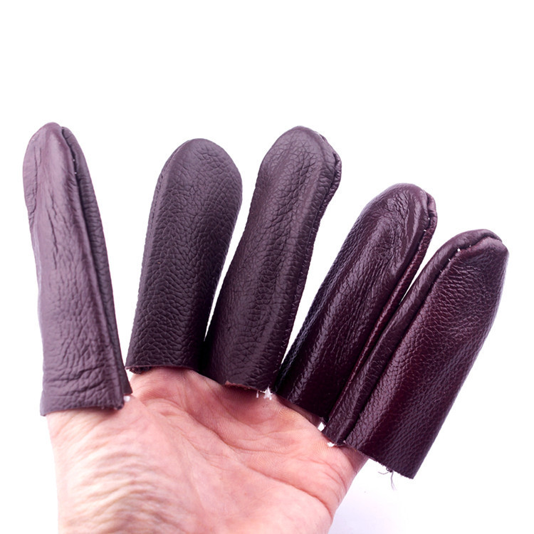 A large number of wholesale manufacturers direct supply of protective finger cover cowhide diy leather art finger protection cover finger protection head cover