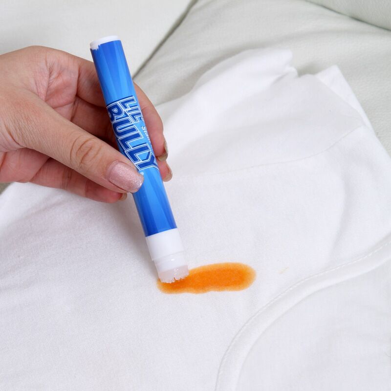Creative portable clothes decontamination pen emergency clothes multi-functional dry cleaning decontamination pen decontamination stick dry cleaning agent