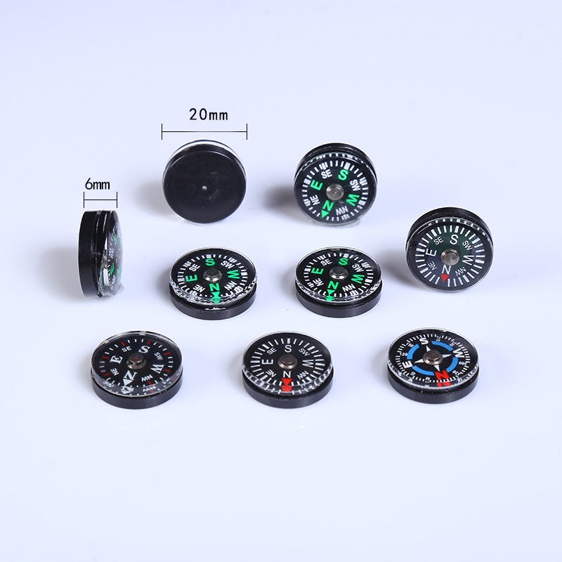 Outdoor mountaineering camping decoration accessories mini portable ABS oil filling 20mm Compass small gift processing wholesale