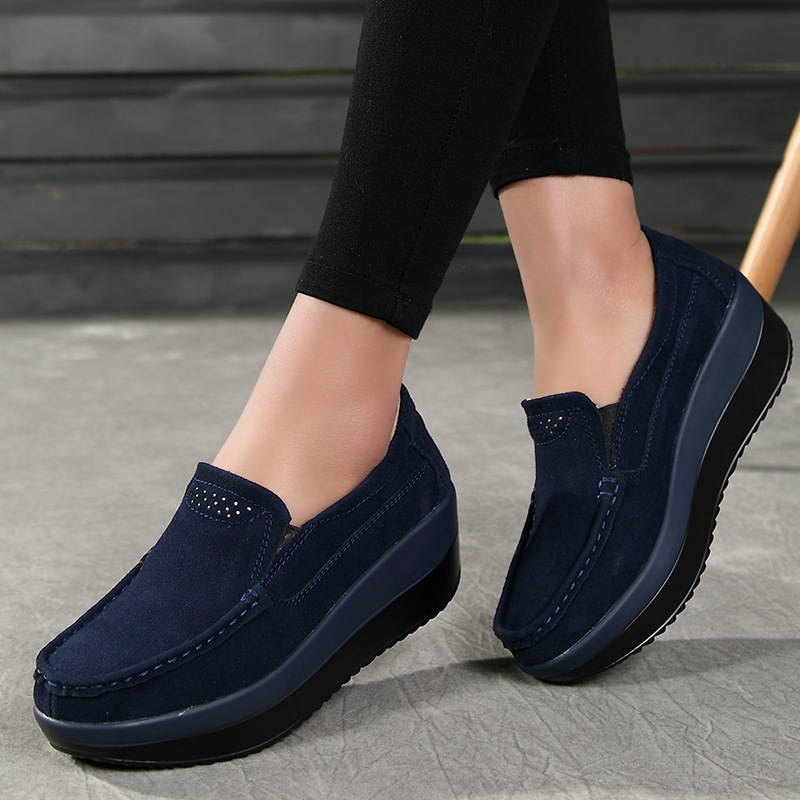 2021 Spring and Autumn New Slip-on Casual Shoes Women's Genuine Leather Hollow Round Toe Rocking Platform Platform Wedge Moms Shoes