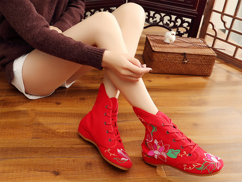 [Mandragora] Chinese Style Autumn and Winter New High Wedge Embroidered Cloth Boots Ethnic Style Oxford Bottom Women's Single Boots_voghion.com