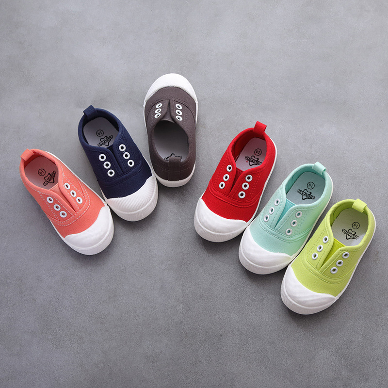 Factory in stock wholesale spring new South Korea lightweight children's toddler shoes canvas shoes candy color small middle children 1-7