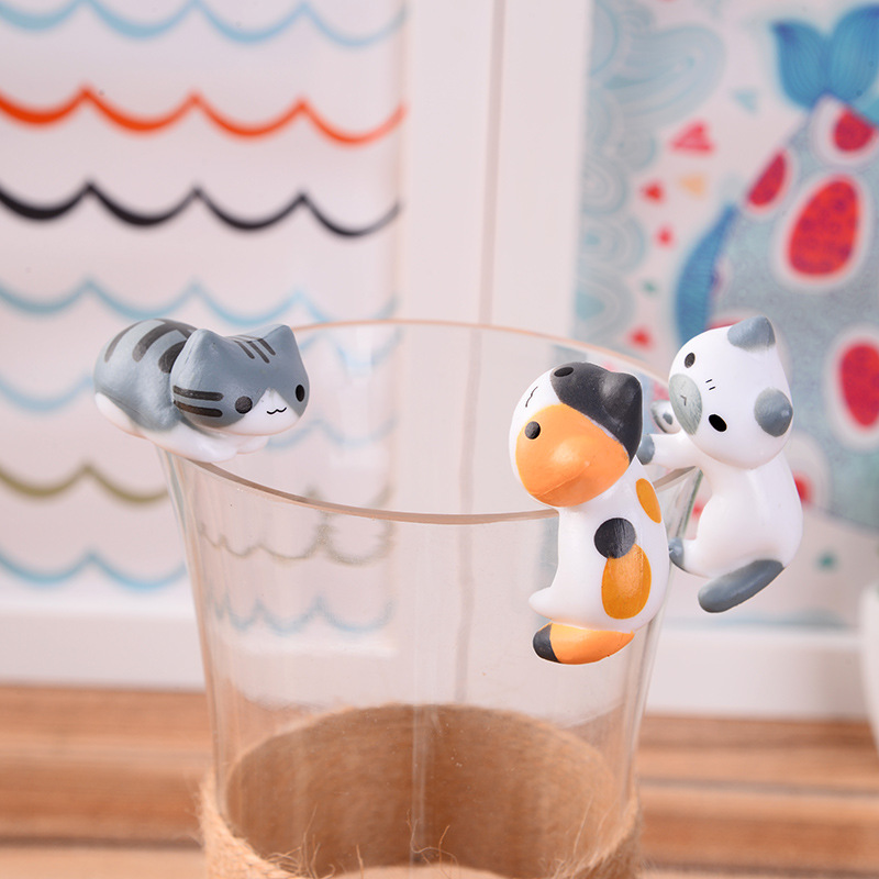 Cup edge hand-held doll prone cat can do Cup hanging ornaments cute cat 6 micro landscape decoration toys