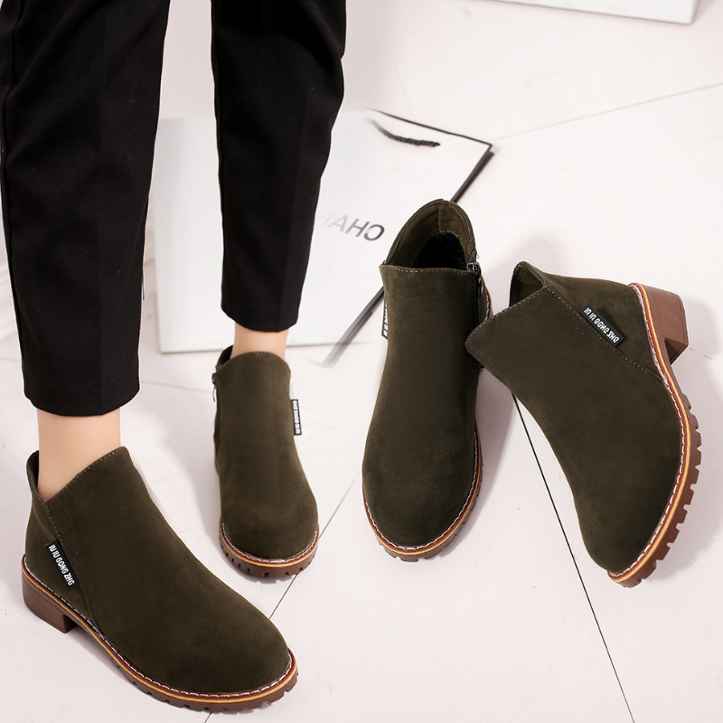2019 Autumn and Winter New Korean Style Velvet Martins Boots Women's Side Zipper Short Boots Women's Low Heel Low Tube Student College Style Women