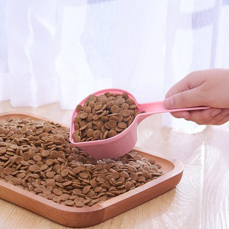 Spot wholesale dog food shovel plastic water scoop dog food spoon portable cat dog food spoon