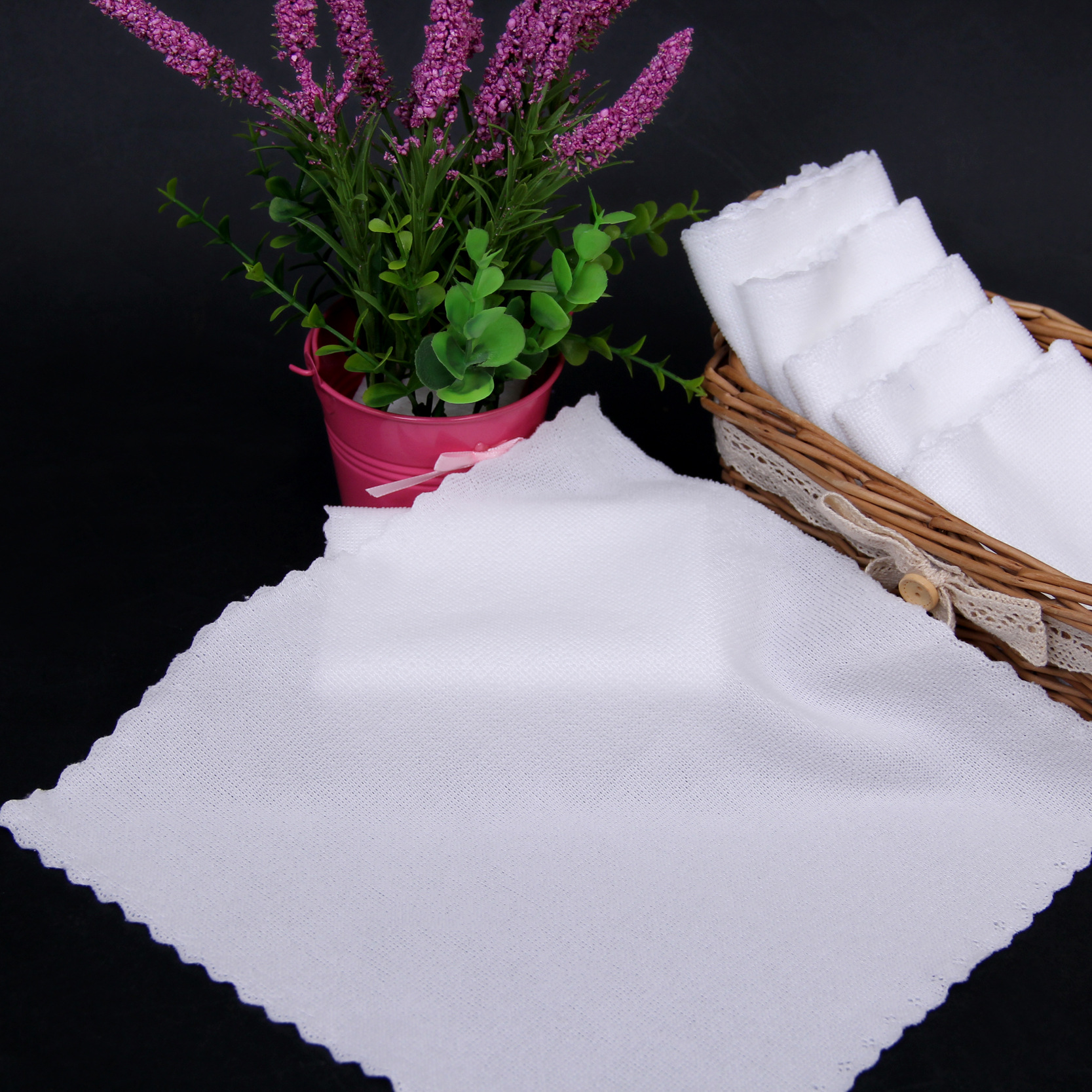 White microfiber trimming lace square towel 25*25 white hotel wipes cleaning towel detergent cloth