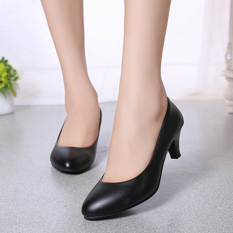 Summer and Autumn Soft Sole Shoes Work Shoes Women's Black Middle Heel High Heels Patent Leather Stewardess Professional Women's Leather Shoes