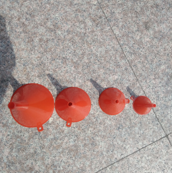 Liquid use red plastic funnel plastic mouth plastic refueling large small size funnel oil Hopper plastic funnel