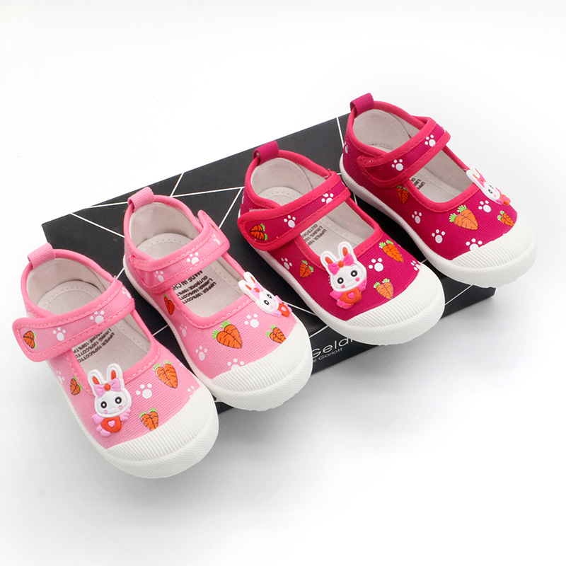 2023 new girls hook and loop cloth shoes kindergarten indoor shoes cartoon printed children's cloth shoes a generation of hair