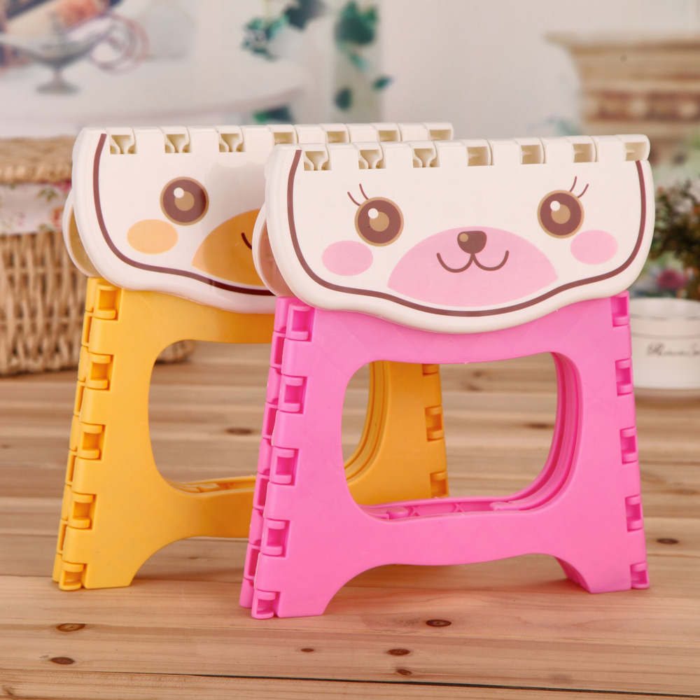 A2226 Thickened Cartoon Portable Folding Stool Plastic Small Bench Shoe Changing Stool Folding Chair Children's Plastic Stool