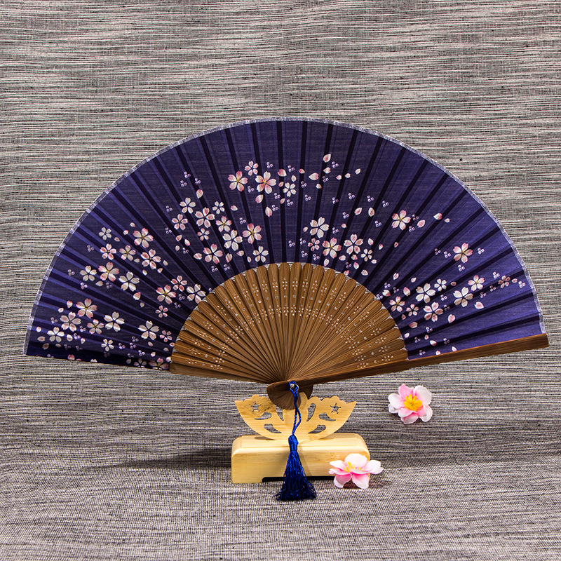 Silk fan Japanese high quality ladies silk gift folding fan antique dance cheongsam folding fan