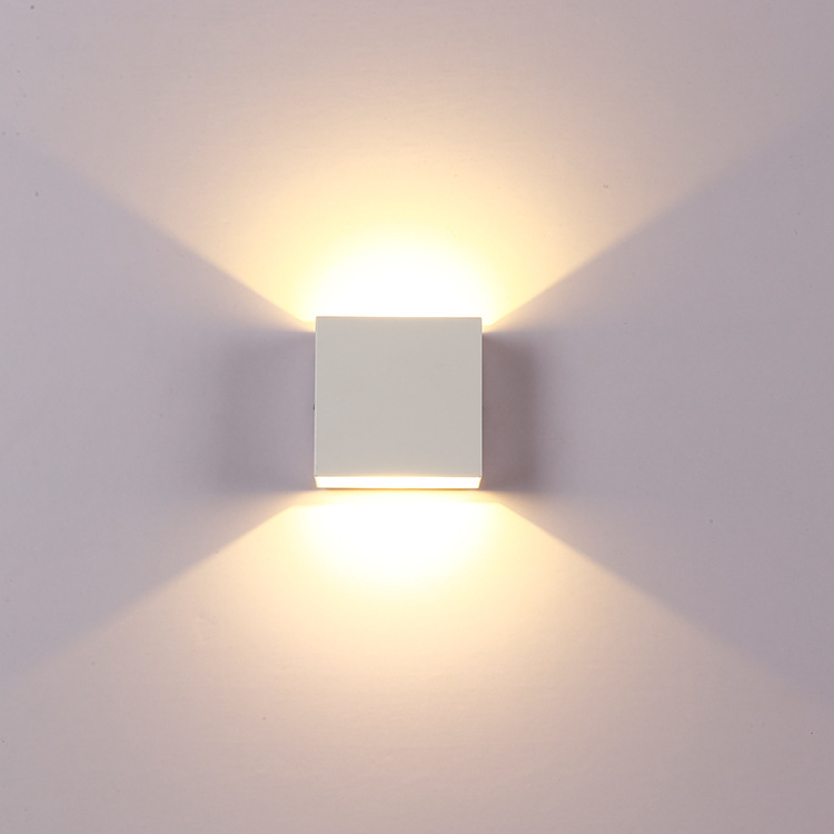 Wholesale simple creative bedside bedroom living room aisle staircase porch decorative light LED aluminum wall lamp