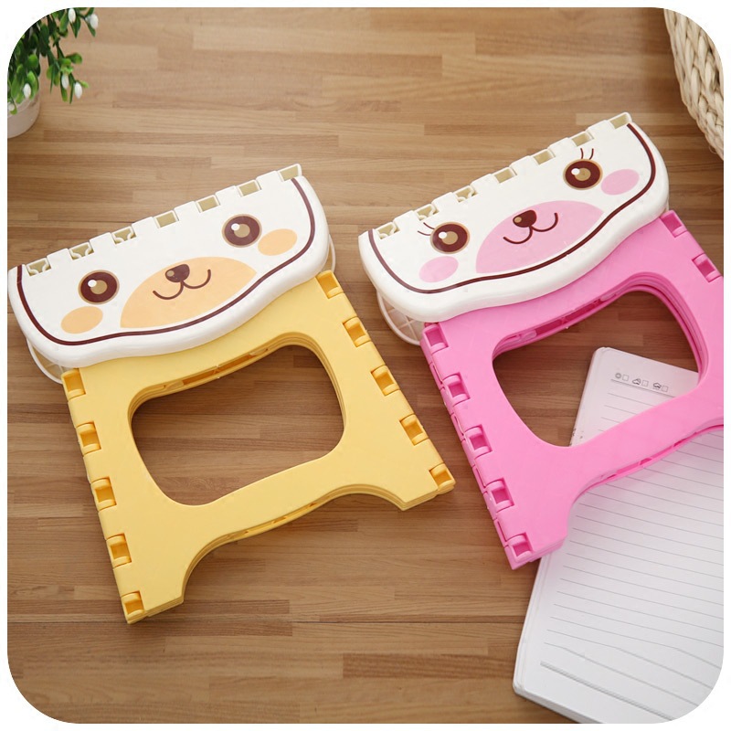 A2226 Thickened Cartoon Portable Folding Stool Plastic Small Bench Shoe Changing Stool Folding Chair Children's Plastic Stool