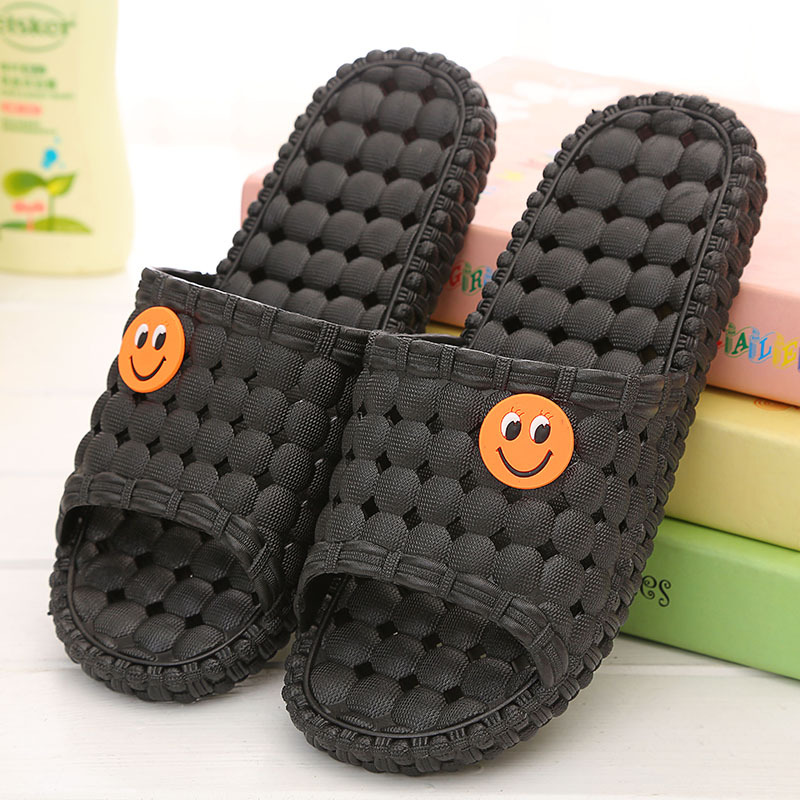 Bathroom slippers women's summer home cute indoor non-slip men's couple bathing leaky plastic slippers wholesale