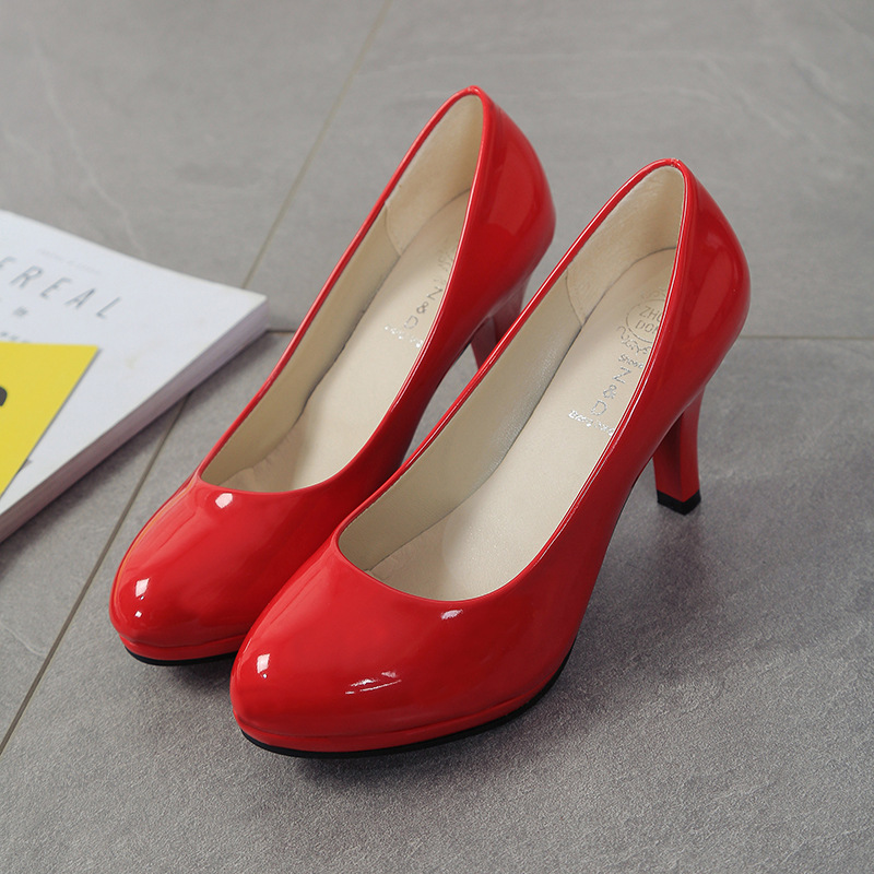 2024 spring and summer new formal wear women's shoes mid heel round toe professional work shoes high heels patent leather women's shoes wholesale