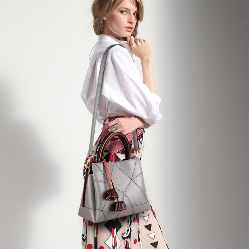 Middle-aged women's bag fashion mom bag multi-layer large capacity tote bag crossbody handbag big bag_voghion.com