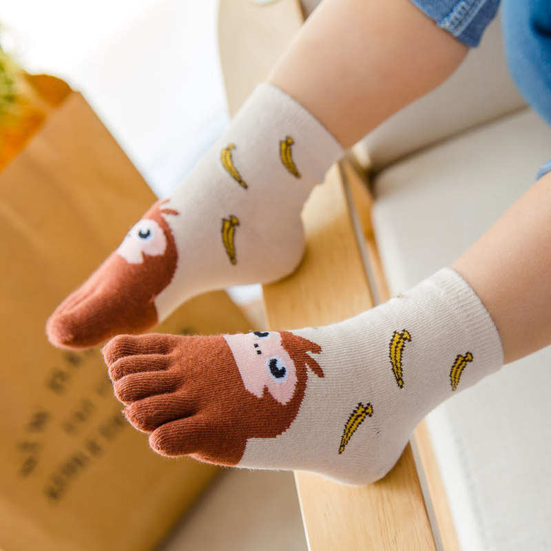 四季の子供の純綿の5本の指の靴下の男女の赤ちゃんの中筒の漫画の刺繍の動物の綿の指の靴下の3-7-12歳|undefined