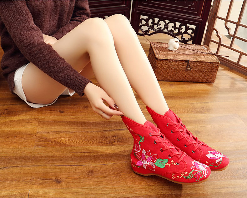 [Mandragora] Chinese Style Autumn and Winter New High Wedge Embroidered Cloth Boots Ethnic Style Oxford Bottom Women's Single Boots_voghion.com