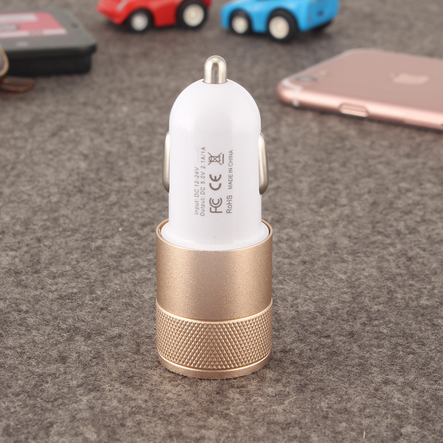 Small steel gun car charger metal dual USB aluminum alloy car charger 2.1A tablet smartphone car charger wholesale