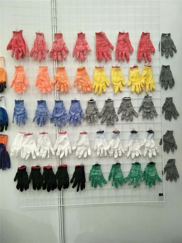 Factory wholesale small size black 13-pin nylon gloves embryo breathable anti-wear work labor protection gloves