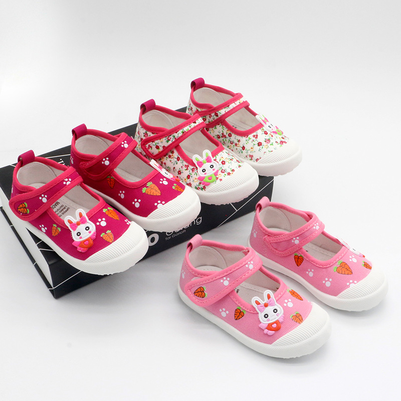 2023 new girls hook and loop cloth shoes kindergarten indoor shoes cartoon printed children's cloth shoes a generation of hair