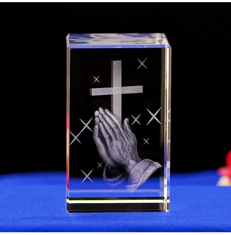 Crystal Square Statue Cross Three-dimensional Inner Carving Church Jewelry Souvenir Crafts