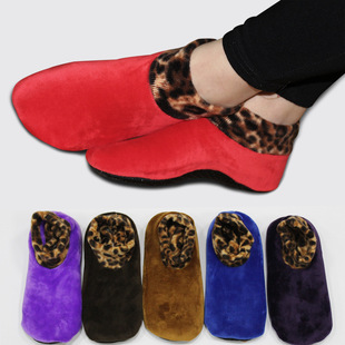 Autumn and winter floor socks adult plus velvet non-slip coral velvet women's socks padded warm yoga socks indoor socks wholesale