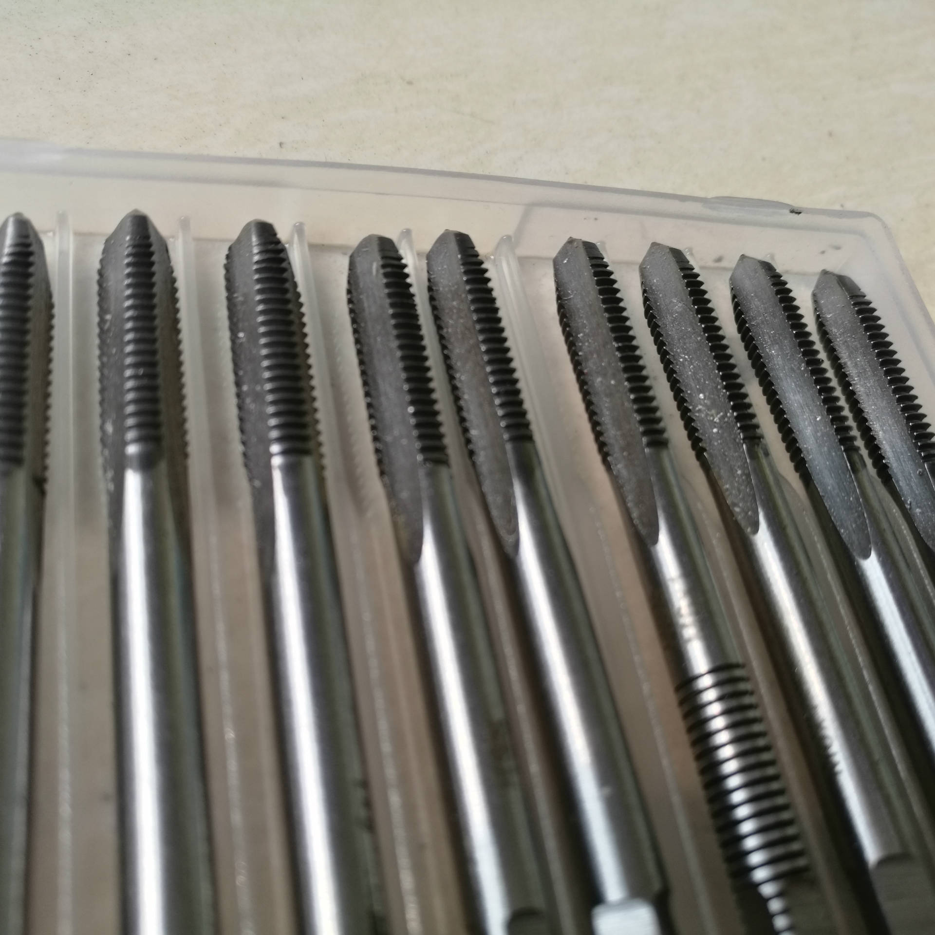 Tap M3-M30 for iron drilling machine in large quantities into boxes wholesale without disassembling boxes