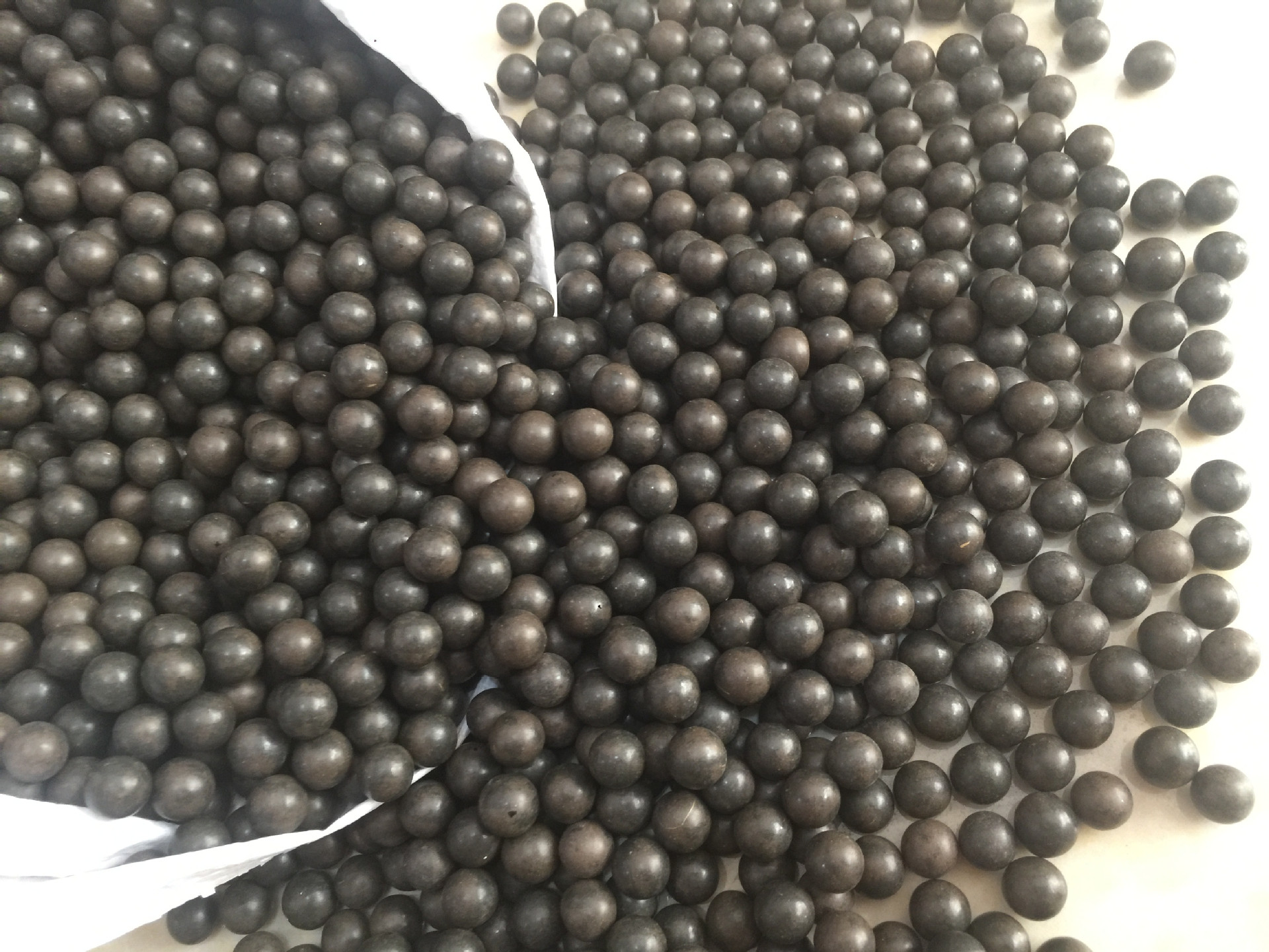Add hard mud balls 8mm,9mm,10mm mud balls slingshot mud balls a bag of 50kg mud beads
