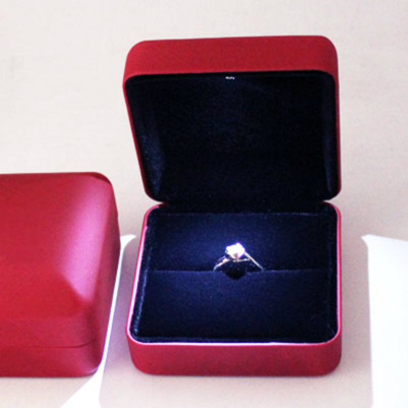 New creative wedding ring box LED light jewelry box luminous ring box pendant bracelet jewelry box packaging box