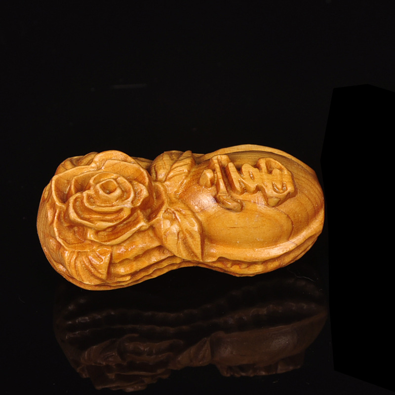 Wholesale authentic Taihang Yabai play walnut brave animal figure hand piece feng shui ornaments text play pendant