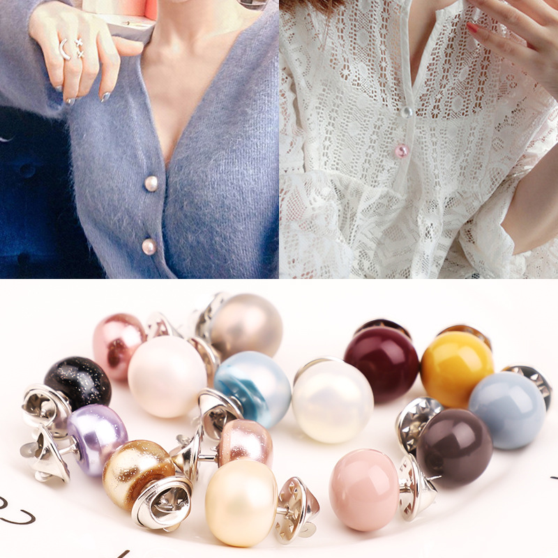 2018 New South Korea anti-exposure small brooch corsage open shirt neckline sweater pin buckle clothing accessories for women
