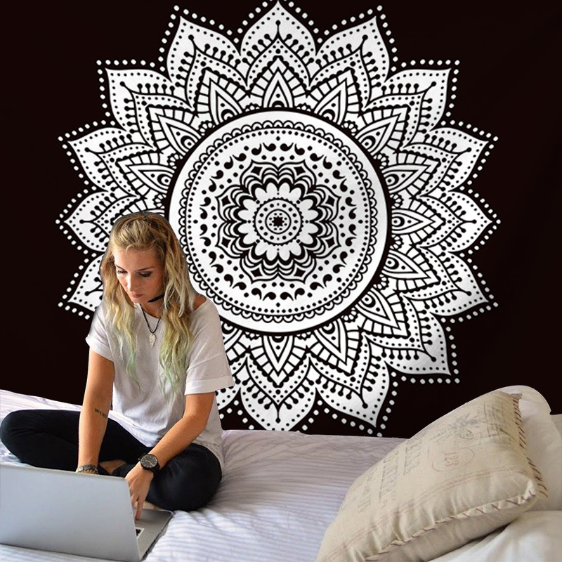 AliExpress foreign trade tapestry India Mandala hanging cloth beach towel cushion dormitory background cloth tablecloth factory direct sales
